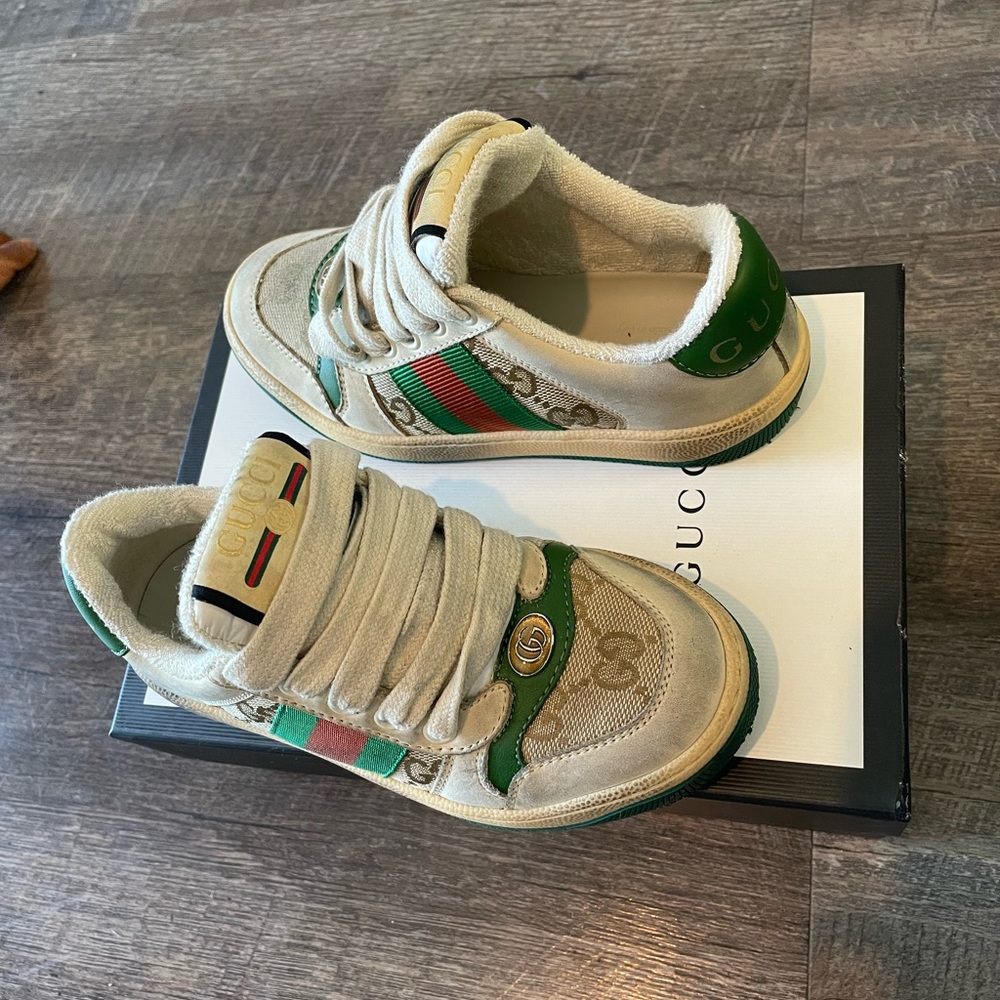 Gucci kid shoes size 28